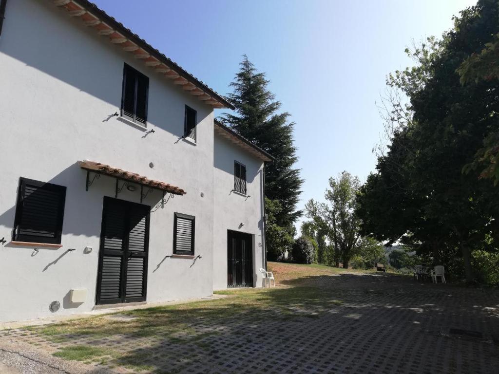 Case In Campagna Con Piscina A Todi Esterno foto